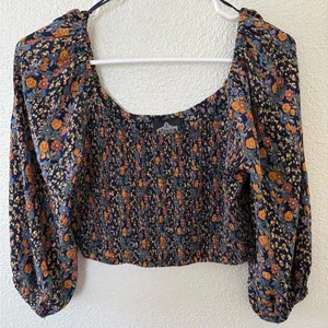 Angie Long Sleeve Floral Crop Top Medium thumbnail 1