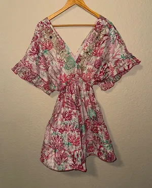 Floral Coral-Print V-Neck Women’s Dress - Pink one size thumbnail 1