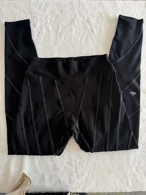 Alo Yoga Black High Waisted Leggings S Sculpt Seam Activewear Gym Yoga thumbnail 3