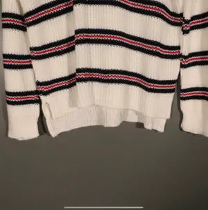 Cotton Emporium NWT  Striped Sweater Size Medium thumbnail 7