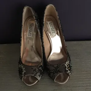 Badgley Mischka Women’s Stella Black Lace Embellished Feminine Heels Open Toe 6 thumbnail 2