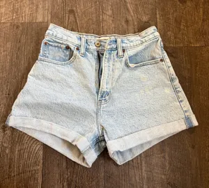 Abercrombie Rolled Cuff Jean Shorts thumbnail 1