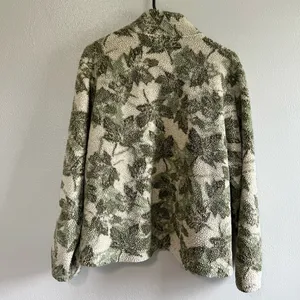 [Woolrich] Vintage Women’s Maple Leaves Jacket- Size Large thumbnail 2