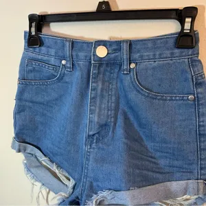 ✨ Princess Polly‎ Women’s Distressed Denim Shorts 2 thumbnail 2