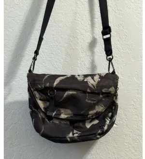 Lululemon All Night Festival Bag Midi Flower Pop Starlight crossbody purse thumbnail 2