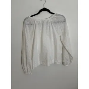 Ann Taylor Petite Eyelet Vneck long sleeve blouse size MP thumbnail 5