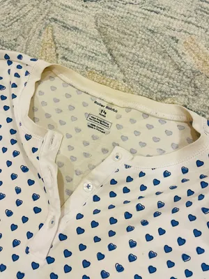 Pajamas thumbnail 2