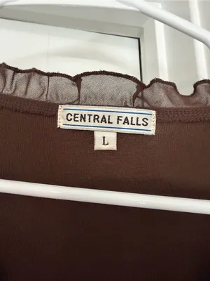 Central Falls Brown Long-Sleeve V-Neck Ruffle Trim Tee thumbnail 2