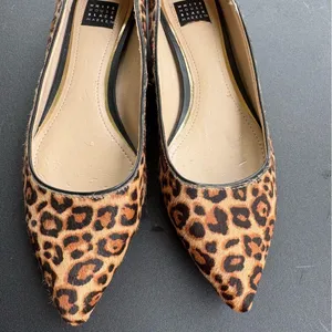 White House | Black Market Leopard Print Women's Flats Size 6M thumbnail 6
