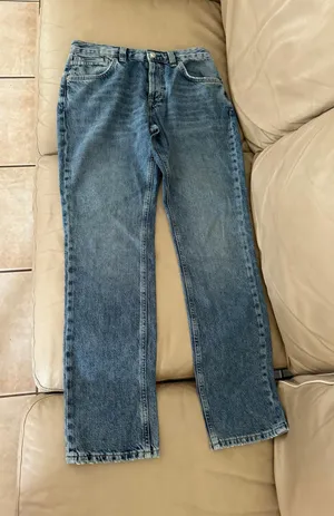 Free People NWOT Curvy Siren Low Rise Straight Jeans in Vixen thumbnail 5