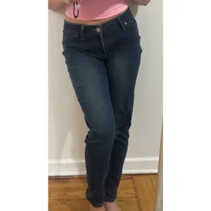 Express Size 8 Jeans Stella Regular Fit Low Rise Leggings pants thumbnail 4
