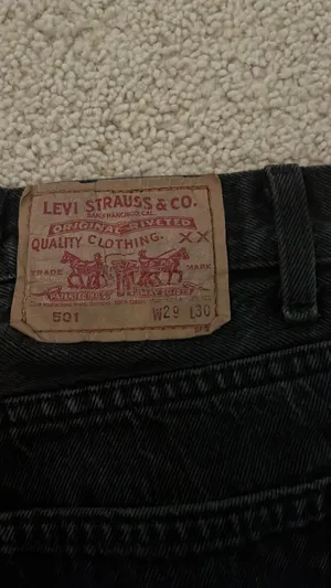 Vintage 1990s Levi’s 501 Jeans thumbnail 3