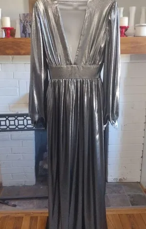 NEW Gianna Bindi Zella Metallic Silver Evening Gown thumbnail 5