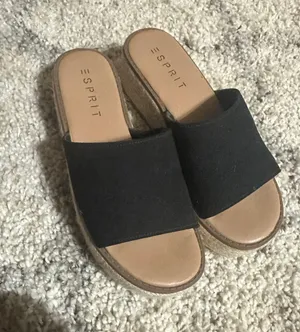 platform sandals Size 7.5 thumbnail 4