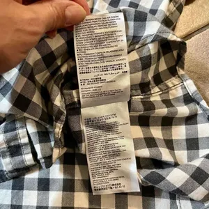 Banana Republic Soft Wash Shirt 100% Cotton Gray White Plaid Button Up Petite M thumbnail 8