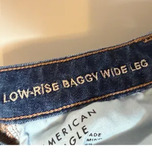 American Eagle AE Sz 10R Low Rise Baggy Wide Leg Stretch Jean Women Distressed thumbnail 9