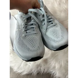 ASICS Gel-Kayano 31 Women's Running baby blue color size 7.5 thumbnail 8