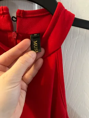 Formal Red Dress Size M thumbnail 7
