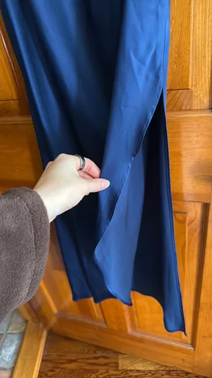 Abercrombie One-Shoulder Satin Knotted Midi Dress thumbnail 4