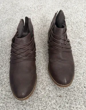 Rocket Dog Brown Criss-Cross Strappy Ankle Booties Size 7 thumbnail 1
