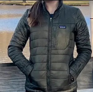 Nano Patagonia Women’s Puff Jacket XS thumbnail 1