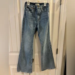Madewell The Perfect Vintage Flare Jeans in Light Blue thumbnail 5