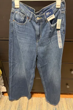 Old Navy Baggy Wide Leg Jeans thumbnail 1