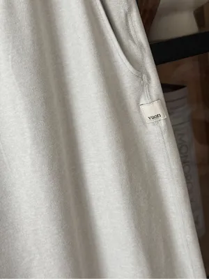Vuori Boyfriend Sweatpants oyster heather joggers dreamknit mid rise ankle thumbnail 3