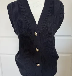 H&M Button-Up Sweater Vest thumbnail 1