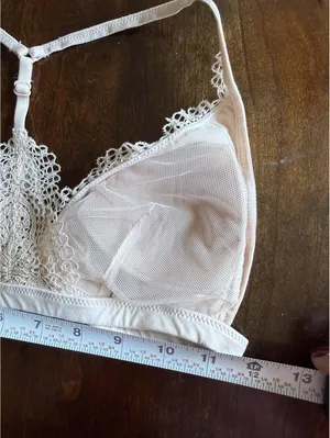Victoria's Secret Body by Victoria Lace Bralette Cream Size S/P thumbnail 6