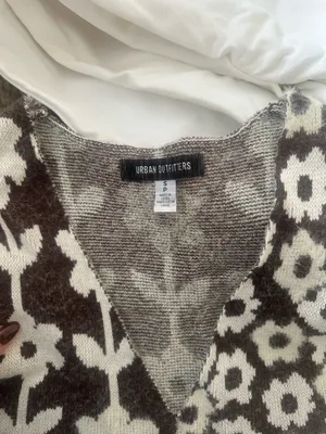 Urban Outfitters Vest Sweater with flowers thumbnail 2
