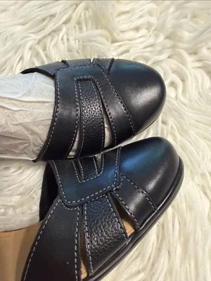 Clarks Black Low Heel Mary Jane Pumps size 8.5 BNWOT see all photos thumbnail 2