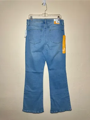 Jessica Simpson Lexi Flare Jean thumbnail 2