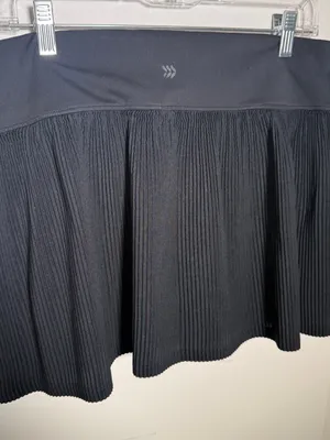 All In Motion Women’s Black Pleated Skort Large Tennis Golf thumbnail 1