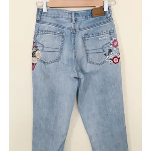 American Eagle Mom Jeans Embroidered Ripped High Waist Ankle Light Wash 00 thumbnail 6