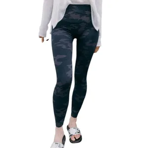 Spanx Women’s Size M Black Camo Seamless Look At Me Now Leggings thumbnail 4