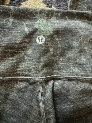 Lululemon Wunder Under High-Rise Leggings Size 6 thumbnail 4