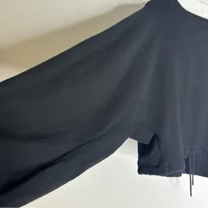 the group‎ babaton Large Black Cropped Oversized LS Leisure Sweatshirt CP thumbnail 5