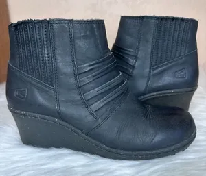 KEEN Women's Zurich Low Boot Black Size 8 thumbnail 1