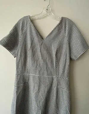 Banana Republic Black And White Gingham Plaid Dress Size 12 thumbnail 3