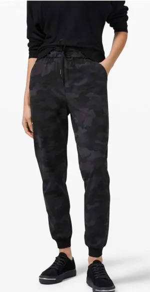 Lululemon On‎ the Fly Jogger 28 Heritage 365 Camo Deep Coal Multi Size 8 thumbnail 1