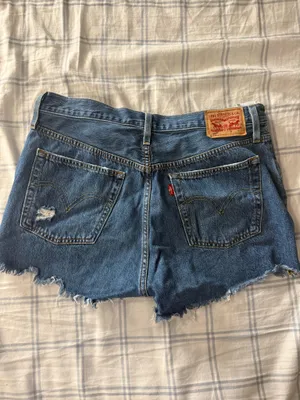 Levi’s 501 Distressed Cutoff Denim Shorts – Size 30 thumbnail 2