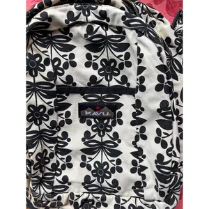 Kavu Black and White Floral Patterned Backpack thumbnail 2