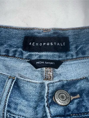 Aeropostale Light Blue Distressed Denim Mom Shorts High Rise Frayed Hem Size 10 thumbnail 3