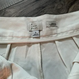 A New Day Women’s Shorts Size 8 White/ Ivory Stretch High Rise Dress Shorts NWT thumbnail 3