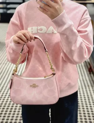 Coach Bag Shoulder Pink Leather  thumbnail 2