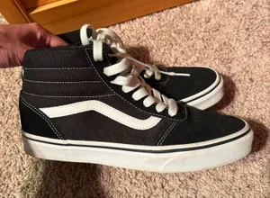 High Tops thumbnail 1