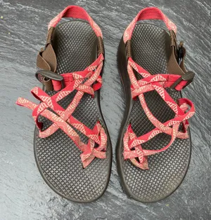 Chacos Woman’s red z cloud 2 sandals thumbnail 1