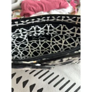 Vera Bradley Quilted Clutch Black‎ White Pattern Minimalist Purse thumbnail 6