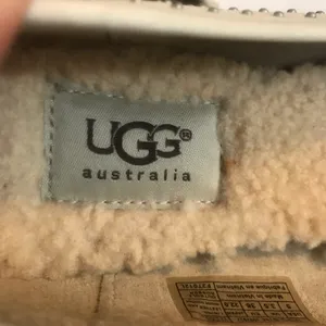 UGG Alloway Studded flats SZ 5 thumbnail 3
